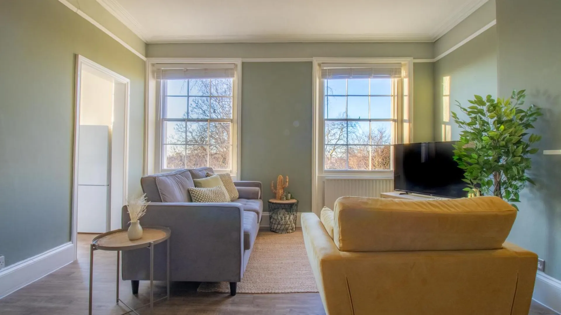 Clarence Square Penthouse Apartment GLOUCESTERSHIRE 0*,  United Kingdom