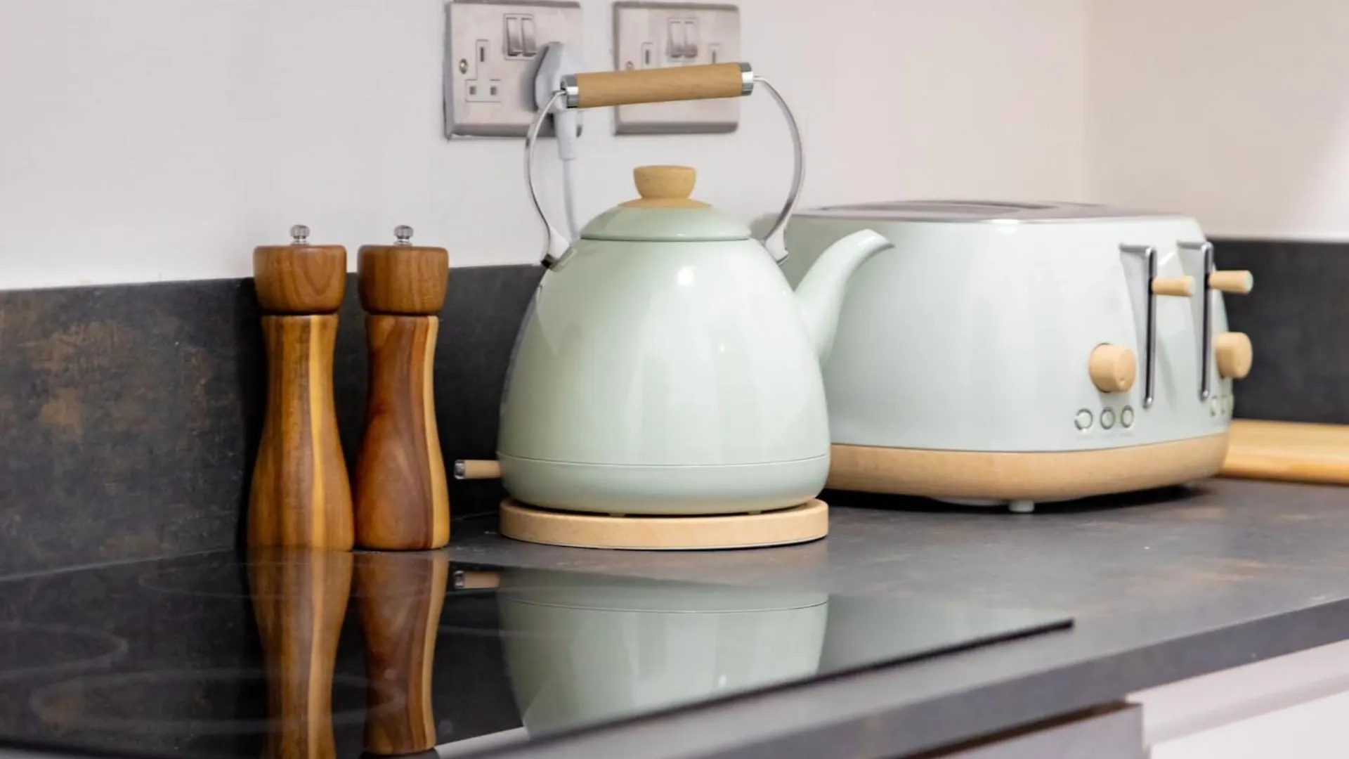 Clarence Square Penthouse Apartment GLOUCESTERSHIRE